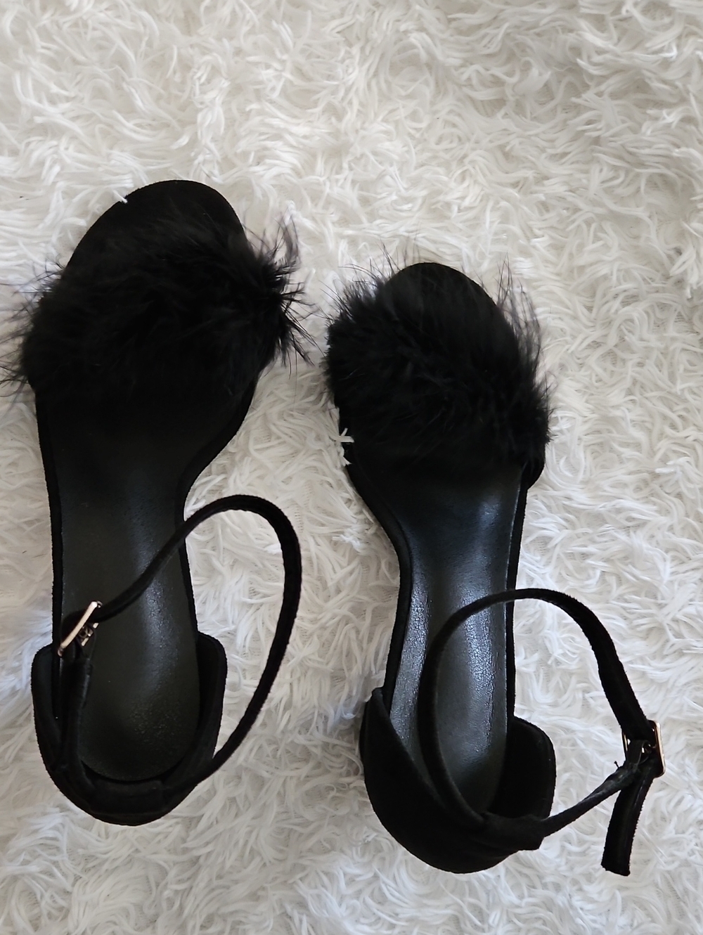 NEW BLACK MARIBOU FEATHER BLOCK HEELS
